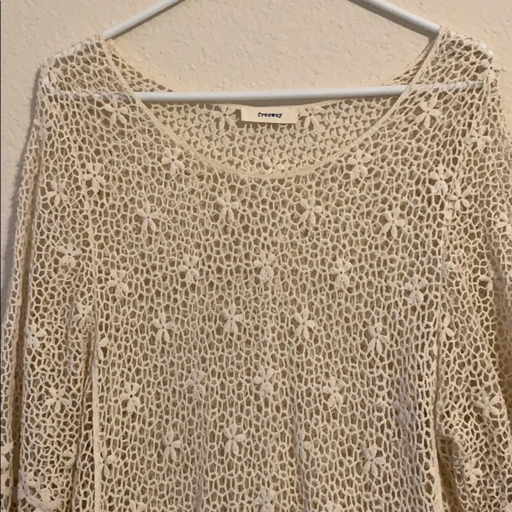 🌺Freeway Crotchet Top - Picture 3 of 4